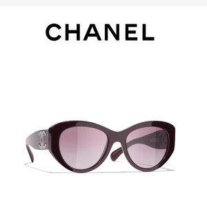 CHANEL Sunglasses